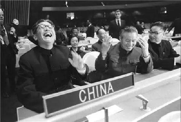 代表驱逐坦桑尼亚代表首先主席台前跳舞z6尊龙网站登录入口【史话】联合国把(图3)