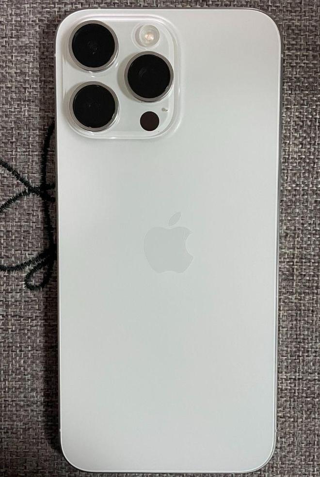 ro Max有隐藏ID！还好发现及时果断退货！尊龙凯时·中国网站粉丝刚买的iPhone15P(图3)