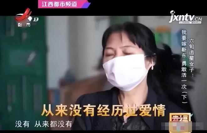 完两会就又获“新身份”网友：当仁不让尊龙凯时链接厉害！48岁靳东刚参加(图13)